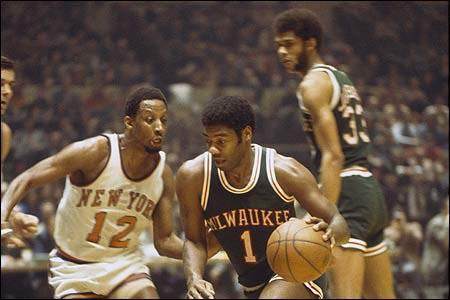 罗马诺：霍尔将在周二进行体检，转会费为2500万+400万英镑