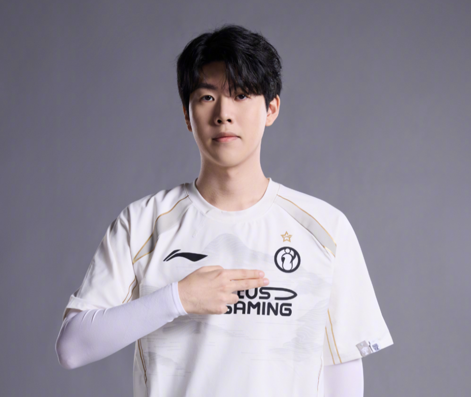 他的加盟为 他的加盟为