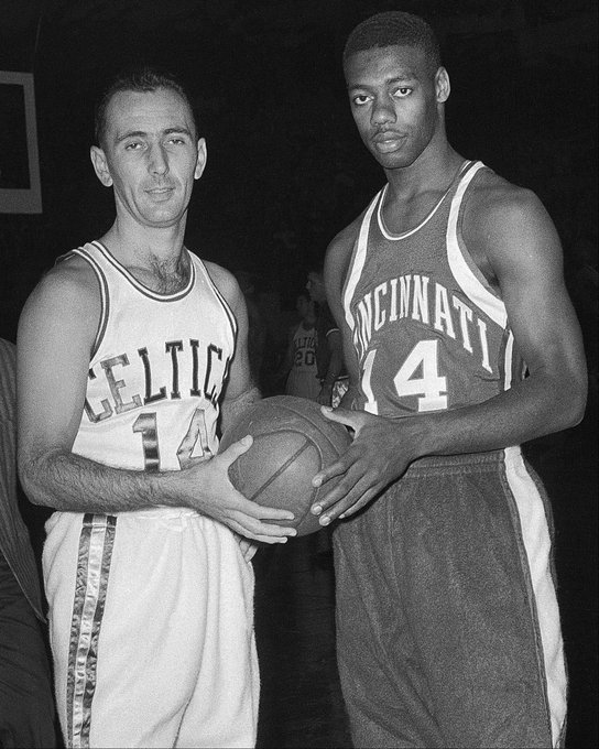 小国足球 小国足球